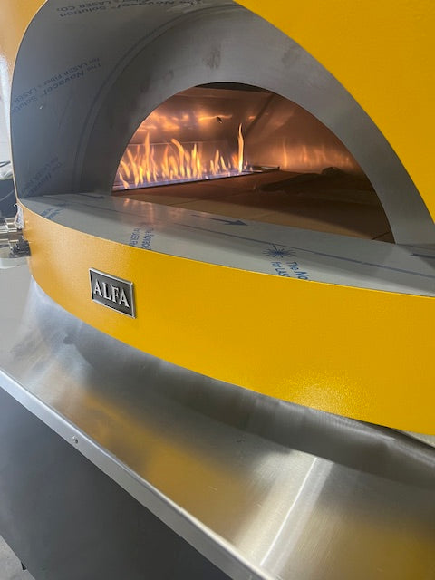 WOODSTONE OVENS ALFA 5 Moderno 4x8 - Gas Fired Pizza Oven Mobile