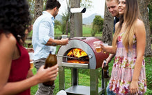Enjoy great food and fellowship with friends with your new ALFA 5 Minuti Outdoor Pizza Oven